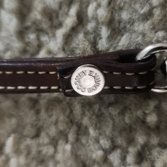 Dooney & Bourke wristlet - Picture 4 of 4